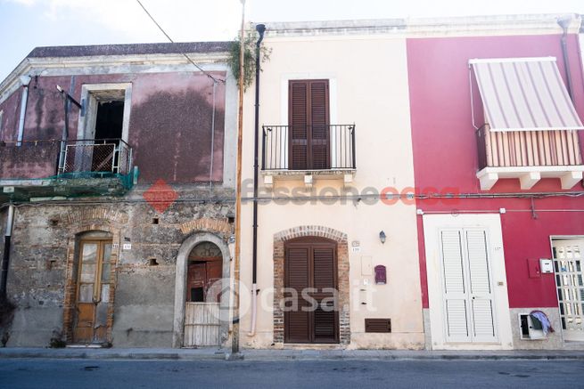 Casa indipendente in residenziale in Via Policastrelli 135