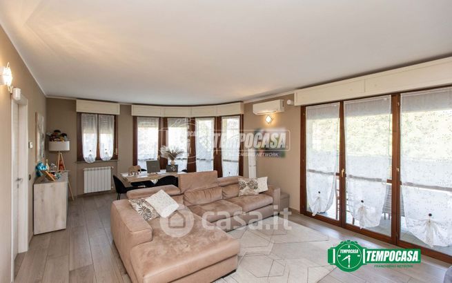 Appartamento in residenziale in Via Fratelli Cervi 9