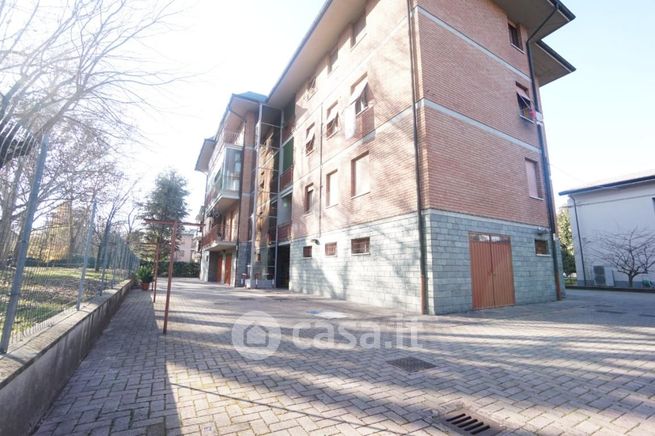 Appartamento in residenziale in Via Darfo Dallai 26