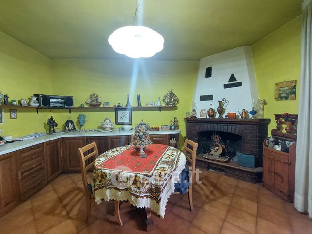 Appartamento in residenziale in Via Val di Bisenzio 225