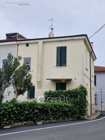 Villetta a schiera in residenziale in Via per Soria