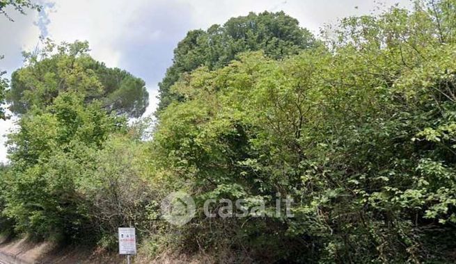 Terreno agricolo in commerciale in Via dei Laghi