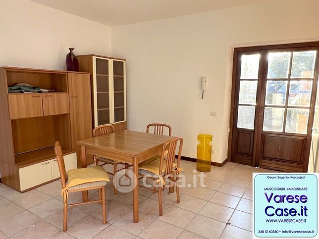 Appartamento in residenziale in Via Giovanni Pascoli 9