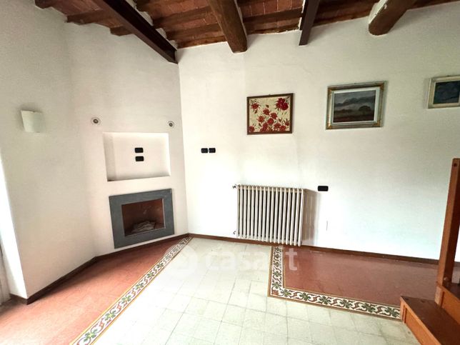 Casa indipendente in residenziale in Via Carlo Piaggia