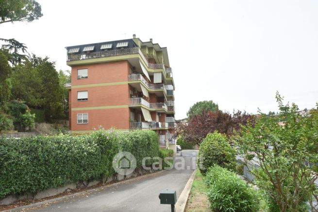 Appartamento in residenziale in Via Portuense 663