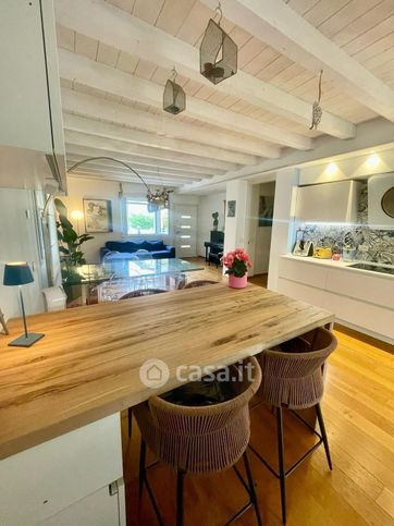 Casa indipendente in residenziale in Via Piave