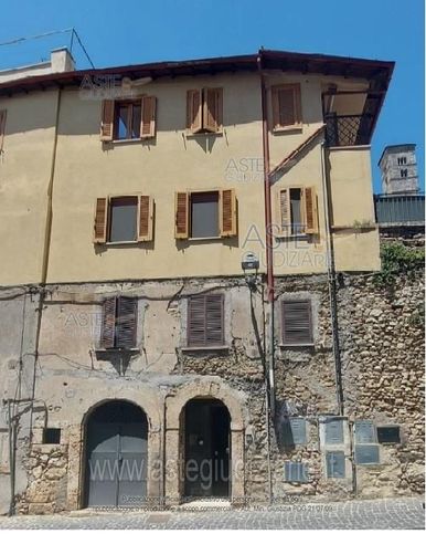 Appartamento in residenziale in Via Consolare 63