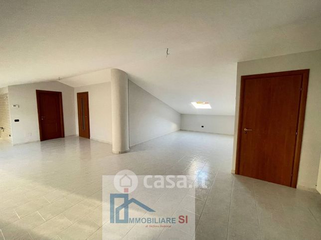 Appartamento in residenziale in Via Ernesto Pontieri