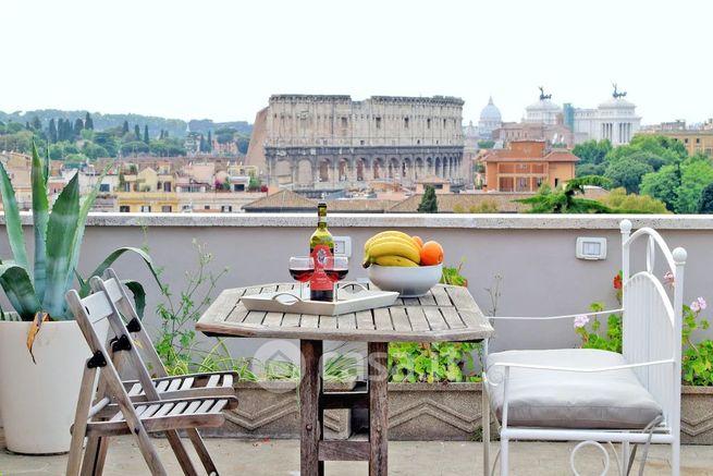 Appartamento in residenziale in Via Labicana