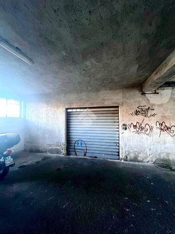 Garage/posto auto in residenziale in Via Oreto 404