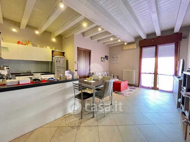 Appartamento in residenziale in Via Alberetti 2