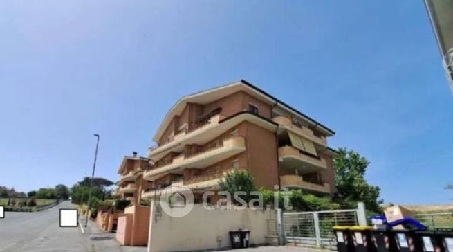 Appartamento in residenziale in Via Arzana 57