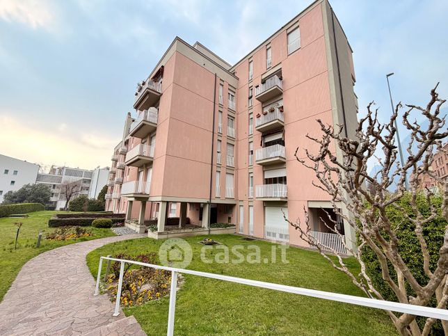 Appartamento in residenziale in Via XI Febbraio 2