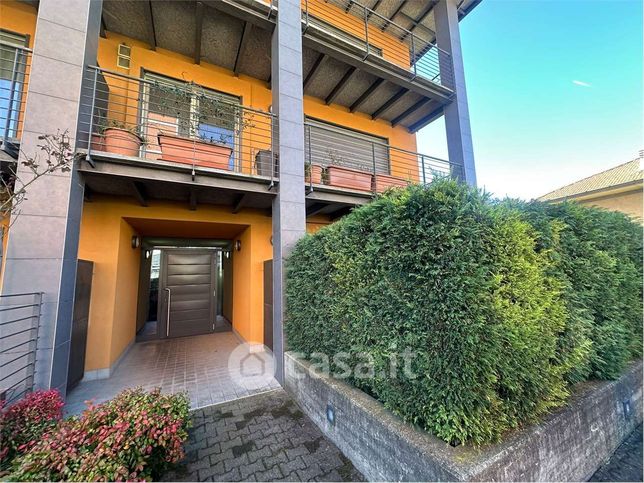 Appartamento in residenziale in Via Locatelli 3