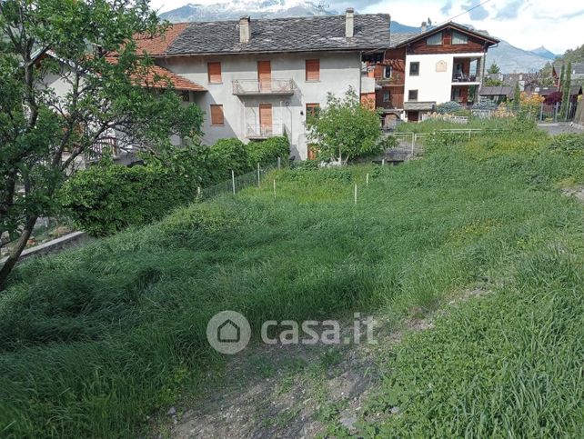 Terreno edificabile in residenziale in Frazione Taxel 7