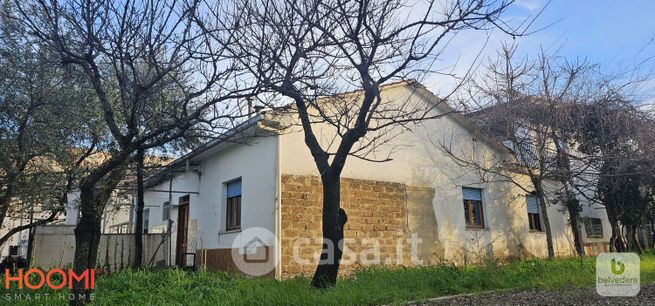 Casa indipendente in residenziale in Via Francesco Baracca 56