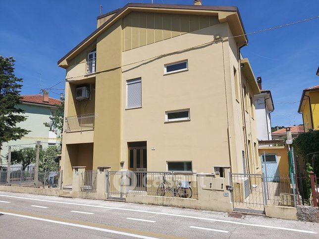 Casa bi/trifamiliare in residenziale in Via Tolmino