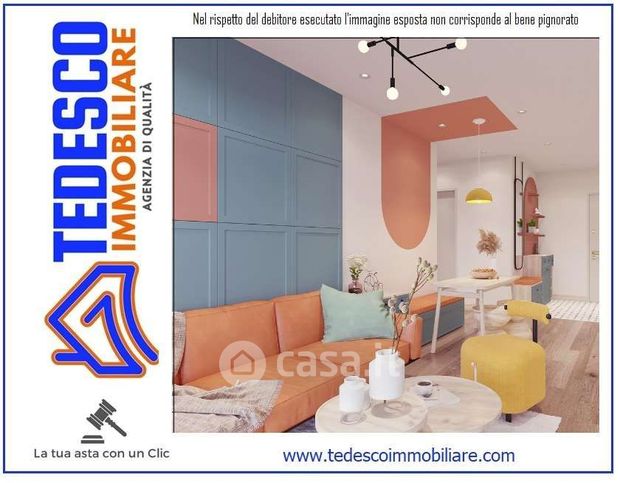 Box/posto auto in residenziale in Via Angeloni