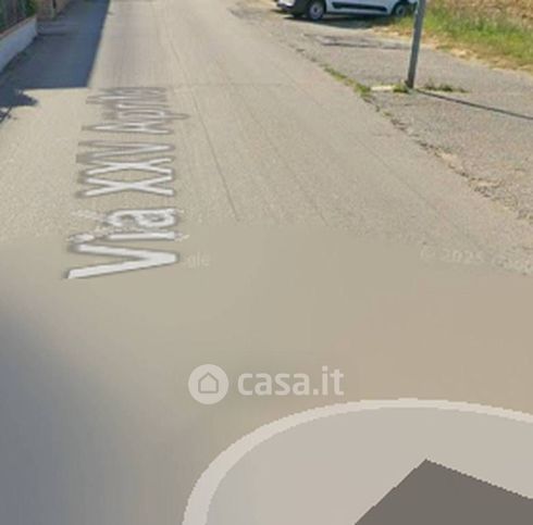 Box/posto auto in residenziale in Via XXV Aprile