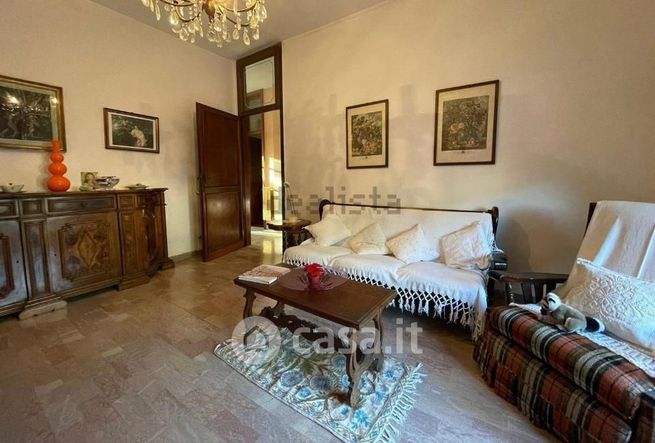 Casa indipendente in residenziale in Via Pietro Castellacci