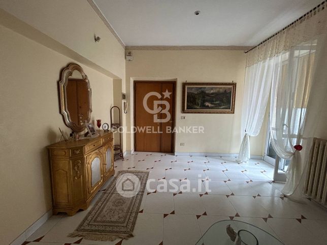 Appartamento in residenziale in Via Ruggiero Vitrani 41