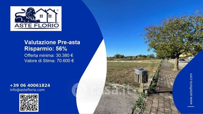 Terreno agricolo in commerciale in Via Madre Teresa Di Calcutta