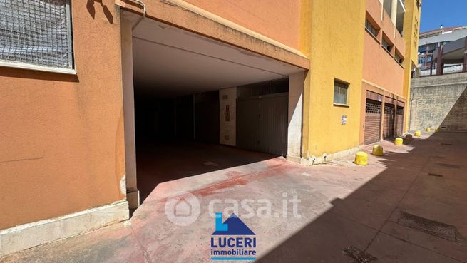 Box/posto auto in residenziale in Via Vittorio Alfieri