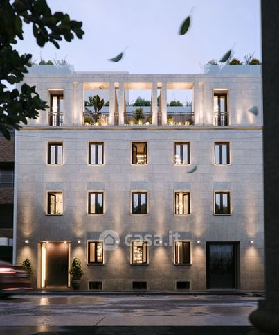 Ufficio in commerciale in Via Filippo Corridoni