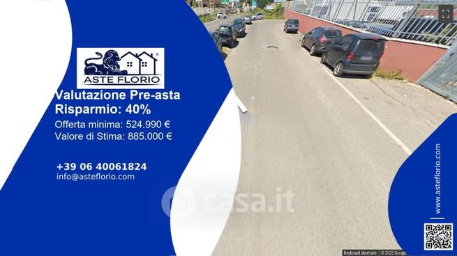 Capannone in commerciale in Via Santa Maria le Quinte