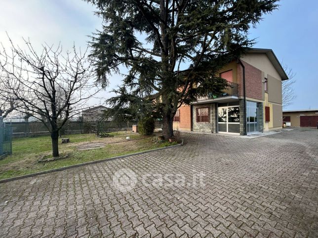 Villa in residenziale in 