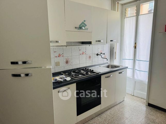 Appartamento in residenziale in Via Cenisio 5