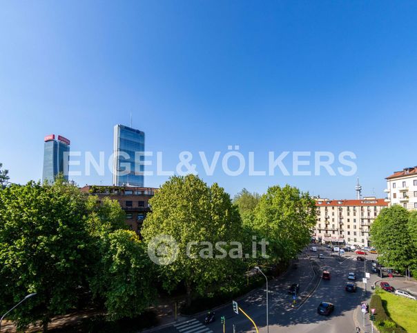 Appartamento in residenziale in Viale Belisario 1