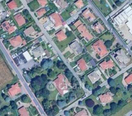 Capannone in commerciale in Via Olgiate