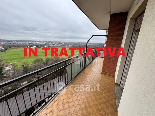 Appartamento in residenziale in Viale Monte Grappa 19