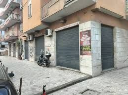 Ufficio in commerciale in Via Grazia Deledda 15