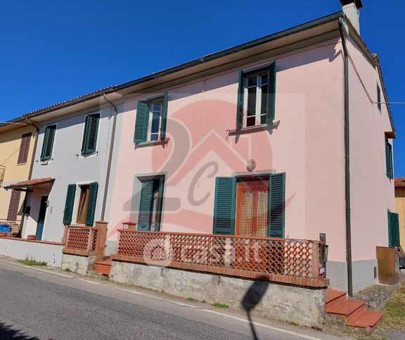 Casa indipendente in residenziale in Via della Repubblica 40