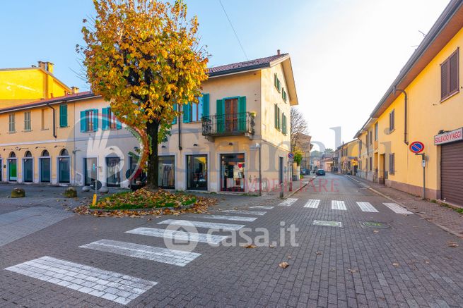 Ufficio in commerciale in Via Vittorio Veneto 2