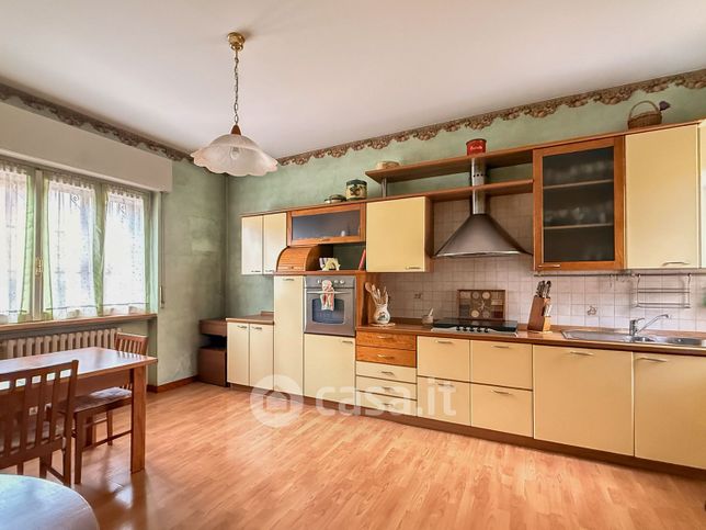 Appartamento in residenziale in Via Alessandro Manzoni 3