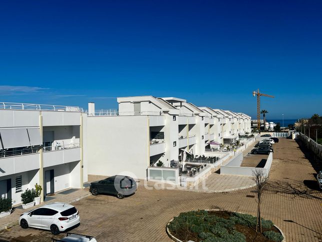 Appartamento in residenziale in Via Alfredo Giovine 73C