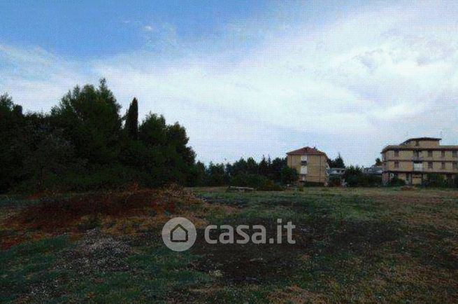 Terreno edificabile in residenziale in Via della Stazione