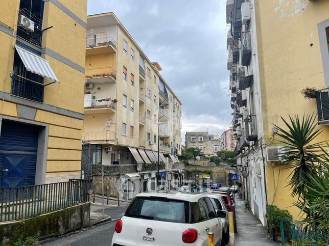 Appartamento in residenziale in Via Michele Guadagno 57