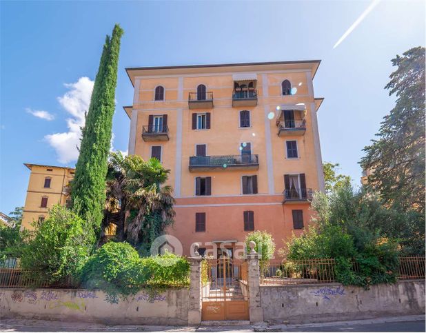 Appartamento in residenziale in Via Fratelli Pellas 147