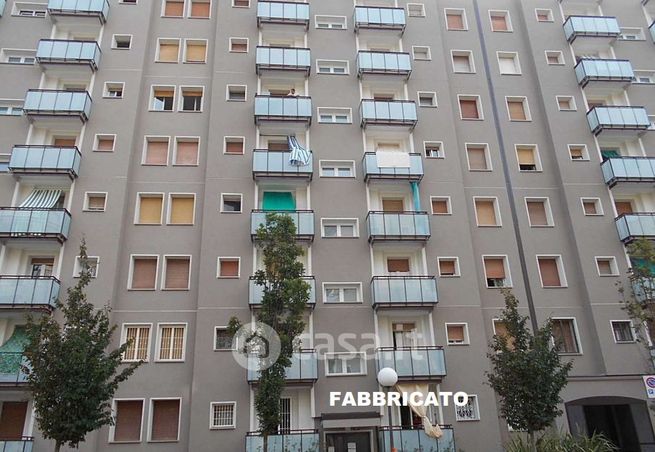 Appartamento in residenziale in Via Arturo Graf 40
