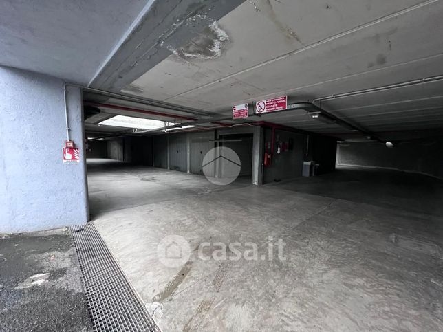 Garage/posto auto in residenziale in 