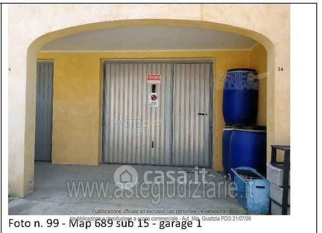 Box/posto auto in residenziale in Via Alessandro Volta