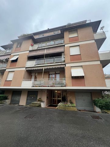 Appartamento in residenziale in Via Luigi Cozzani 16