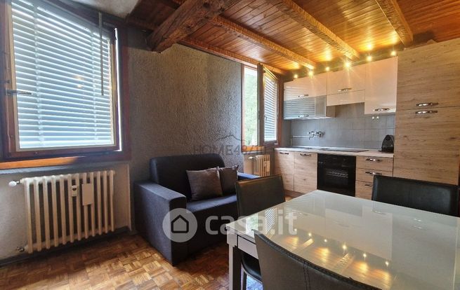 Appartamento in residenziale in Via la Villette 14