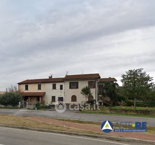 Appartamento in residenziale in Via Romana Lucchese