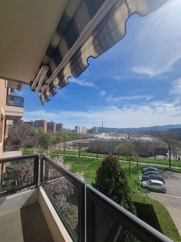 Appartamento in residenziale in Via Pietro Cossa 280