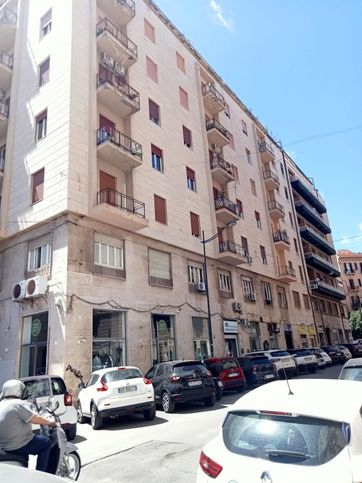 Appartamento in residenziale in Via Ferdinando Li Donni 7